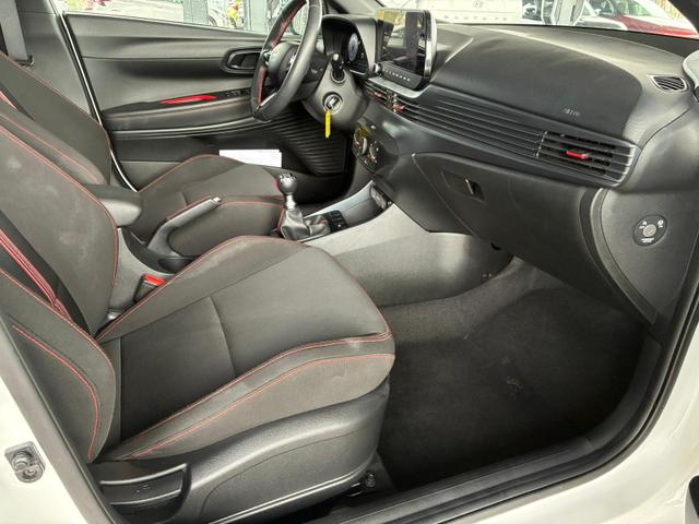 Hyundai i20 1.2 MPI N-Line / LED Tempomat Navi R&uuml;ckfahrkamera Alu 17" 