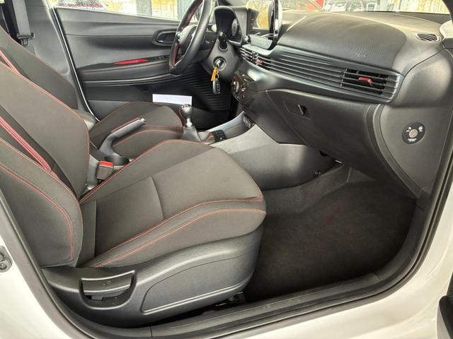 Hyundai i20 1.2 MPI N-Line / LED Tempomat Navi R&uuml;ckfahrkamera Alu 17" 