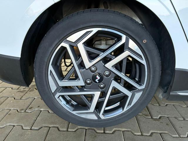 Hyundai i20 1.2 MPI N-Line / LED Tempomat Navi R&uuml;ckfahrkamera Alu 17" 