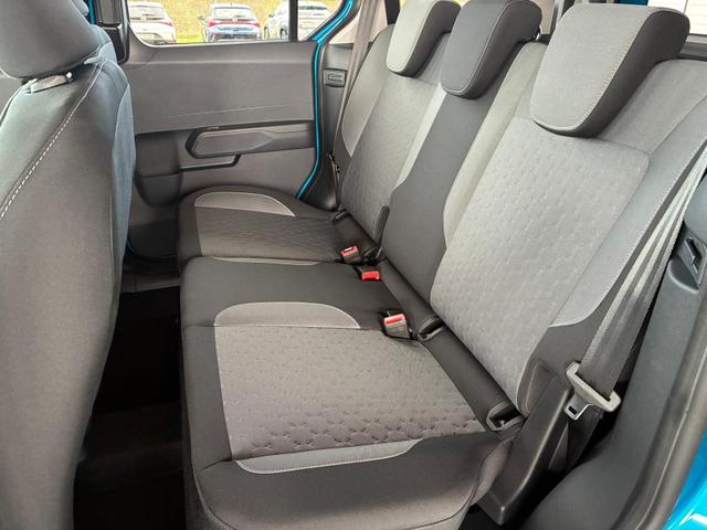 Ford Tourneo Courier Titanium 1,0 Ecoboost AT / PDC V.&H. m. Kamera Privacy Alu 16" /5-Jahre Garantie 