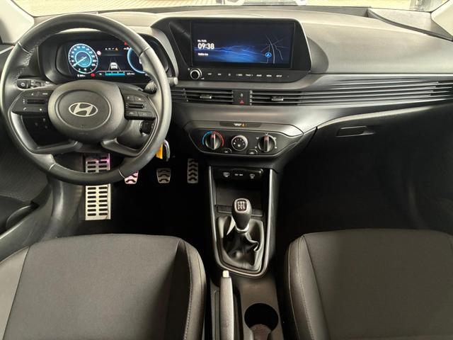 Hyundai BAYON Comfort 1.2 GDI 79 PS 5MT / LED Tempomat Navi R&uuml;ckfahrkamera Alu 16" 