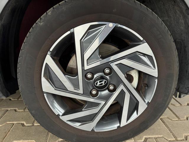 Hyundai BAYON Comfort 1.2 GDI 79 PS 5MT / LED Tempomat Navi R&uuml;ckfahrkamera Alu 16" 