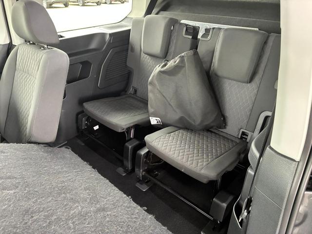 Volkswagen Caddy Maxi eHybrid 150 PS Plug-in-Hybrid Life 1.5 PHEV 7 Sitze DSG 
