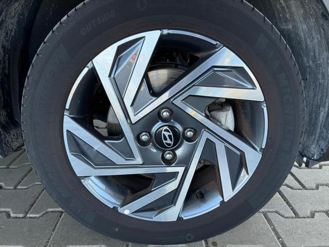 Hyundai BAYON Comfort 1.2 GDI 79 PS 5MT / LED Tempomat Navi R&uuml;ckfahrkamera Alu 16" 