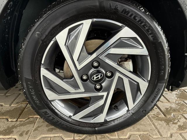 Hyundai BAYON Comfort 1.2 GDI 79 PS 5MT / LED Tempomat Navi R&uuml;ckfahrkamera Alu 16" 