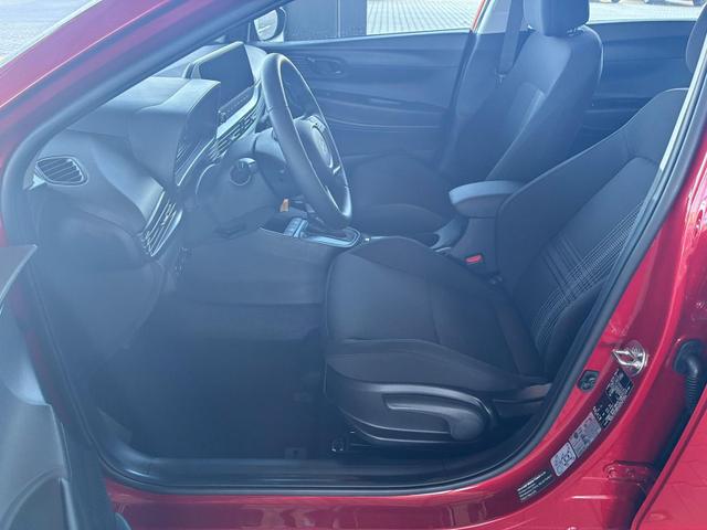 Hyundai BAYON Wave 1.0 T-GDI / Sitz & Lenkradheizung Navi R&uuml;ckfahrkamera Tempomat Alu 16" 