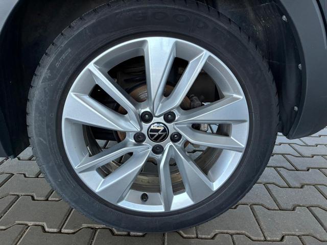 Volkswagen T-Cross Life 1.0 TSI DSG / Matrix-LED ACC Kamera Shz vorne Apple Carplay Alu 17'' Winterreifen 