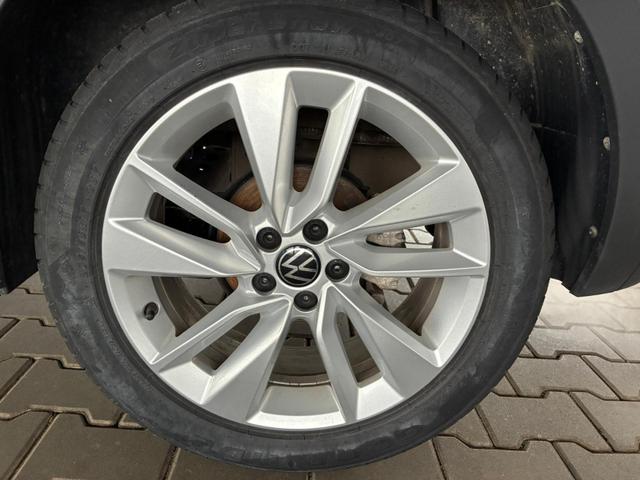 Volkswagen T-Cross Life 1.0 TSI DSG / Matrix-LED ACC Kamera Shz vorne Apple Carplay Alu 17'' Winterreifen 