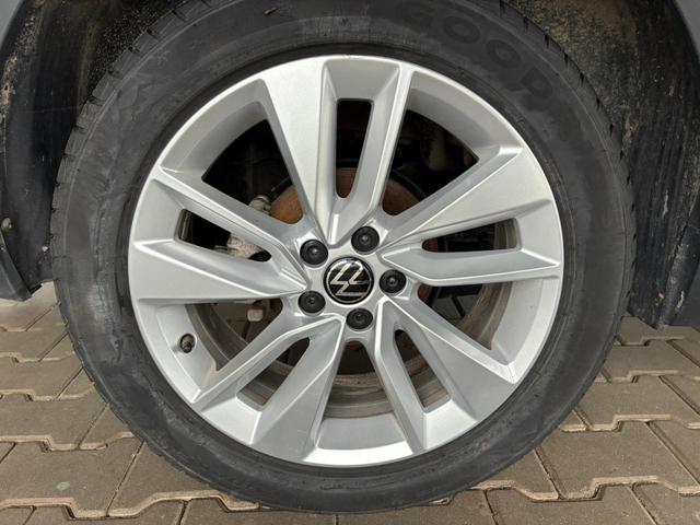 Volkswagen T-Cross Life 1.0 TSI DSG / Matrix-LED ACC Kamera Shz vorne Apple Carplay Alu 17'' Winterreifen 