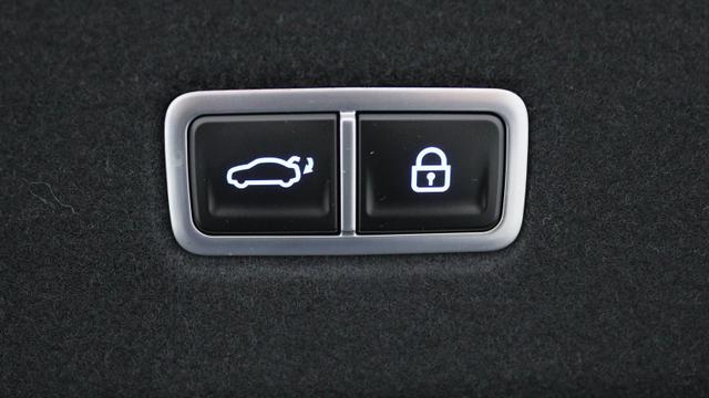 Hyundai IONIQ 6 Prime 77kWh / Head-Up 360&deg; Kam 4x Shz ACC Heckklappe elekt. Alu 20" 