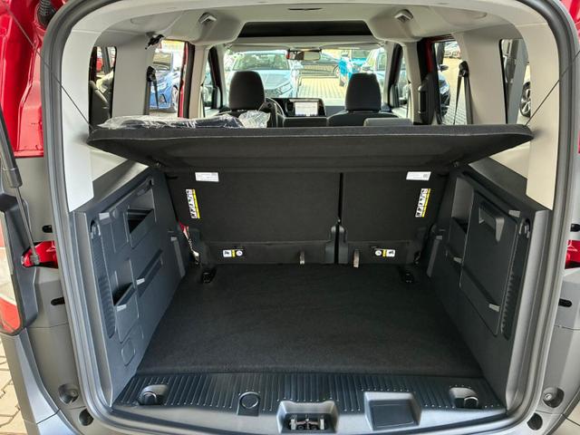 Ford Tourneo Courier Titanium 1,0 Ecoboost / PDC V.&H. m. Kamera Sitz Hz V. Alu 16" AHK fest 
