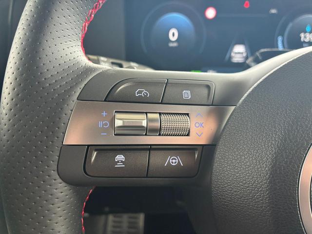 Hyundai KONA Elektro N-Line 64,8 kWh / Bose ACC PDC V&H + Kamera Keyless Sitz Lenkradheiz. LED Alu 19" 