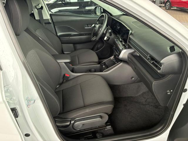 Hyundai KONA Comfort Plus 1.6 T-GDI DCT 2WD / Navi ACC Keyless 360&deg; Kam./ Sitz + Lenkradheiz. LED Alu 18" 