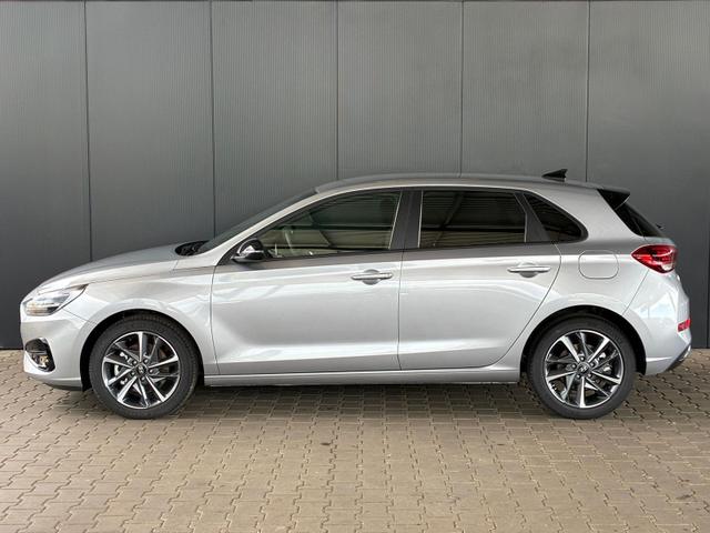 Hyundai i30 Comfort Plus 1.0 TGDI DCT / Navi ACC LED Sitz & Lenkr.Heiz PDC V&H.m.Kamera Alu 17 