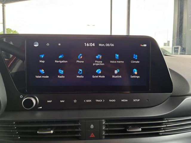 Hyundai BAYON Comfort Plus 1.2 MPI / Navi PDC m. Kamera Klimaautom./ LED Sitz & Lenkr.Heiz/ Alu16 