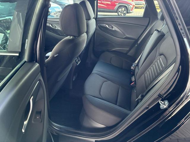 Hyundai i30 Comfort Plus 1.0 TGDI DCT/ ACC / PDC V.&H.Kamera Keyless Sitz & Lenkr.Heiz./ LED Alu 17 