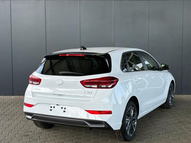 Hyundai i30 Comfort Plus 1.0 TGDI DCT/ ACC / PDC V.&H.Kamera Keyless Sitz & Lenkr.Heiz./ LED Alu 17 