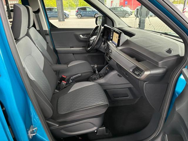 Ford Tourneo Courier Titanium 1.0 Ecoboost / PDC V&H +Kamera Shz vo AHK fest Alu 16" 