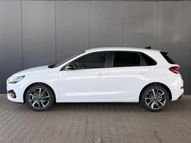 Hyundai i30 Comfort Plus 1.0 T-GDI Navi / PDC V+H mit Kamera Shz Vorne LED Alu 17'' 