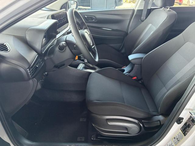 Hyundai i20 Emotion 1.0 T-GDi 7DCT / Navi Tempomat Shz vorne Lenkradheizung LED ALU 17'' 