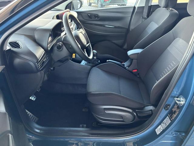 Hyundai BAYON Comfort Plus 1.2 MPI / Navi PDC m. Kamera Klimaautom./ LED Sitz & Lenkr.Heiz/ Alu16 