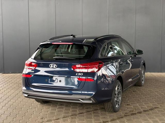 Hyundai i30 Kombi Comfort 1.5 GDI / Navi Tempomat Shz Vorne + Lenkrad heizung LED ALU 16'' 