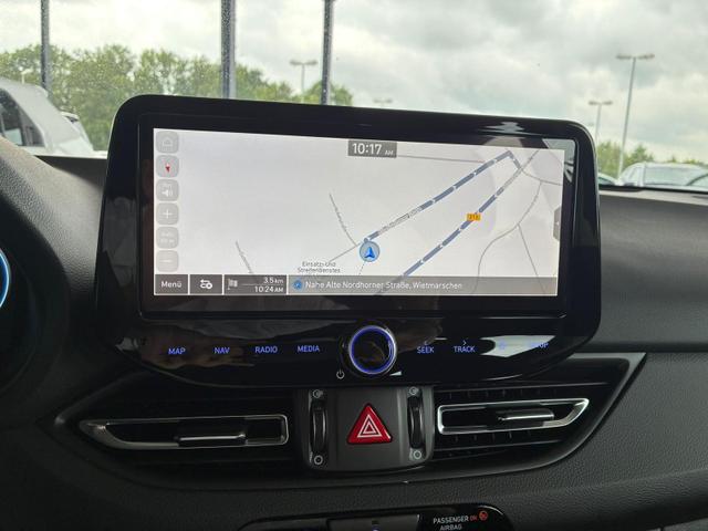 Hyundai i30 Kombi Comfort 1.5 GDI / Navi Tempomat Shz Vorne + Lenkrad heizung LED ALU 16'' 