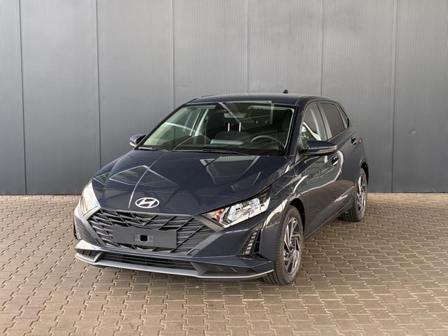 Hyundai i20 - Pure 1.2 MPI / Navi PDC Hinten + Kamera Abgedunkelte Scheiben Tempomat Alu 16"