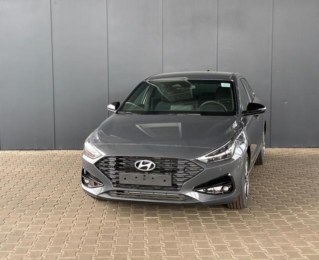Hyundai i30 - Comfort Plus 1.0 TGDI DCT/ ACC / PDC V.&H.Kamera Keyless Sitz & Lenkr.Heiz./ LED Alu 17