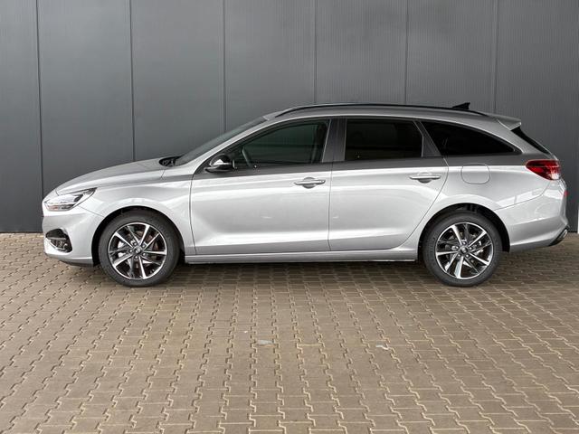 Hyundai i30 Kombi Comfort Plus 1.0 TGDI DCT / Navi Sitz + Lenkradheizung PDC V&H Kamera LED Alu 17" 