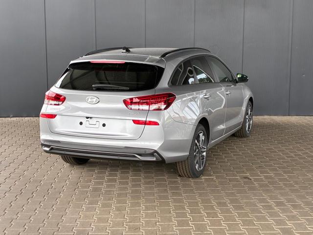 Hyundai i30 Kombi Comfort Plus 1.0 TGDI DCT / Navi Sitz + Lenkradheizung PDC V&H Kamera LED Alu 17" 