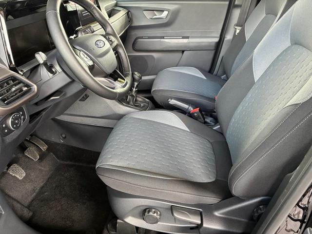 Ford Focus Titanium 1.0 Ecoboost AT / PDC V.&H. m. Kamera Privacy 5-Jahre Garantie Alu 16" 