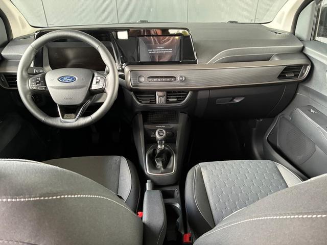 Ford Focus Titanium 1.0 Ecoboost AT / PDC V.&H. m. Kamera Privacy 5-Jahre Garantie Alu 16" 