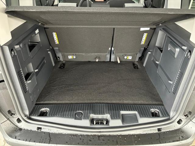 Ford Focus Titanium 1.0 Ecoboost AT / PDC V.&H. m. Kamera Privacy 5-Jahre Garantie Alu 16" 