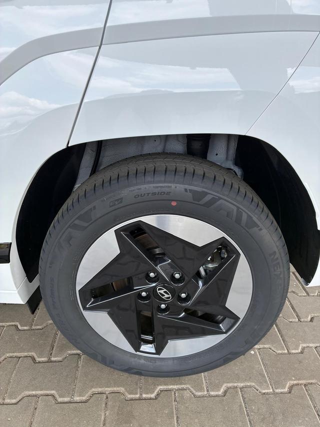 Hyundai KONA EV Comfort 65,4 kWh / Navi ACC Shz Vorne + lenkradheizung LED ALU 17'' 