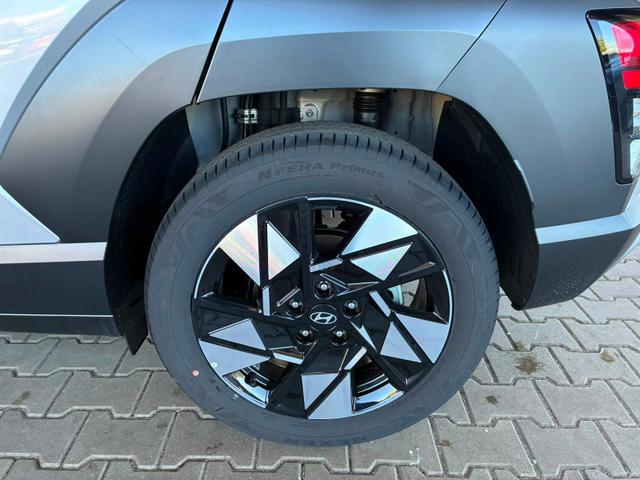 Hyundai KONA Comfort Plus 1.6 T-GDI DCT 4WD / Navi ACC Keyless Sitz + Lenkradheiz. Schiebedach LED Alu 18" 