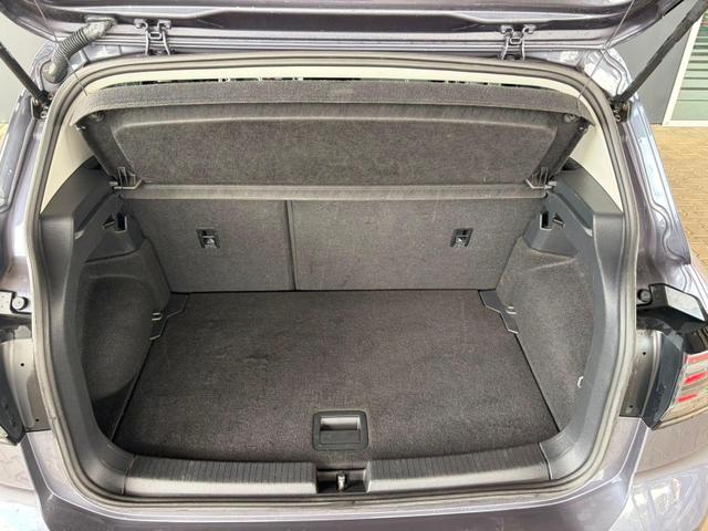 Volkswagen T-Cross Life 1.0 TSI DSG / Matrix-LED ACC Kamera Shz vorne Apple Carplay Alu 17'' Winterreifen 