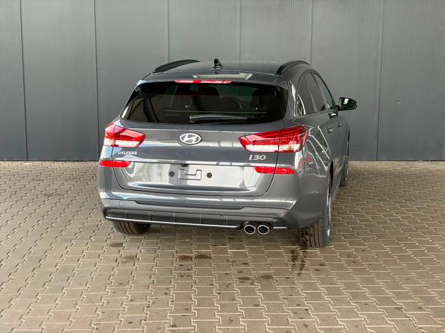 Hyundai i30 Kombi N-Line 1.5 T-GDI 48V / Navi PDC V&H + Kamera Sitz Lenkradheizung LED Alu 18" 