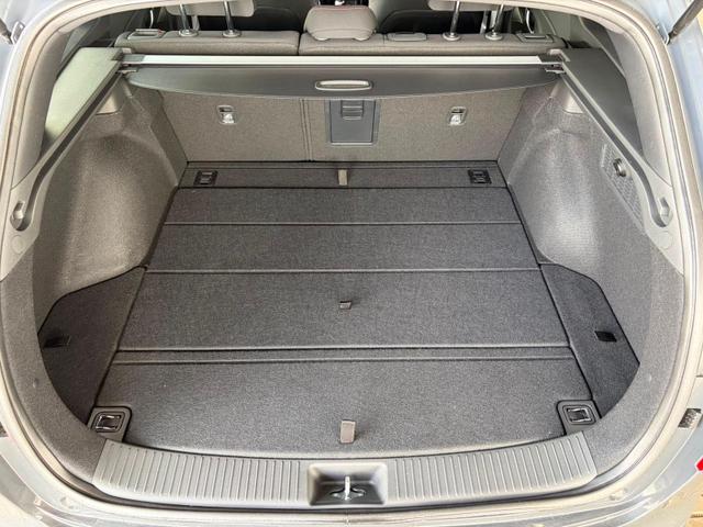 Hyundai i30 Kombi N-Line 1.5 T-GDI 48V / Navi PDC V&H + Kamera Sitz Lenkradheizung LED Alu 18" 