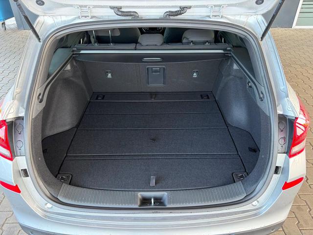 Hyundai i30 Kombi Comfort Plus 1.0 TGDI DCT Navi / Adaptiver Tempomat/ Totwinkel Assistent/ Alu 17" 