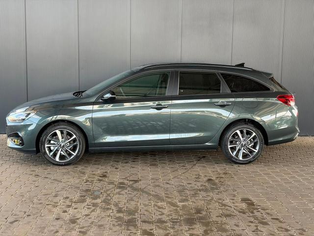 Hyundai i30 Kombi Comfort Plus 1.0 TGDI DCT Navi/ Adaptiver Tempomat/ Totwinkel Assistent/ Alu 17" 