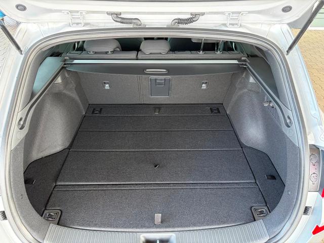 Hyundai i30 Kombi Comfort Plus 1.0 T-GDI DCT Navi/ Totwinkel Assistent/ PDC V&H + Kamera/ Alu 17" 