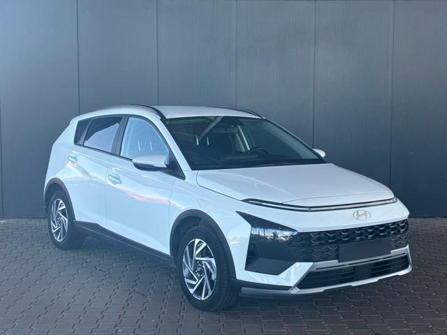 Hyundai BAYON Comfort 1.2 GDI 79 PS 5MT / LED Tempomat Navi R&uuml;ckfahrkamera Alu 16" 