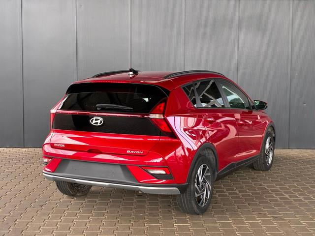 Hyundai BAYON Comfort 1.2 GDI 79 PS 5MT / LED Tempomat Navi R&uuml;ckfahrkamera Alu 16" 