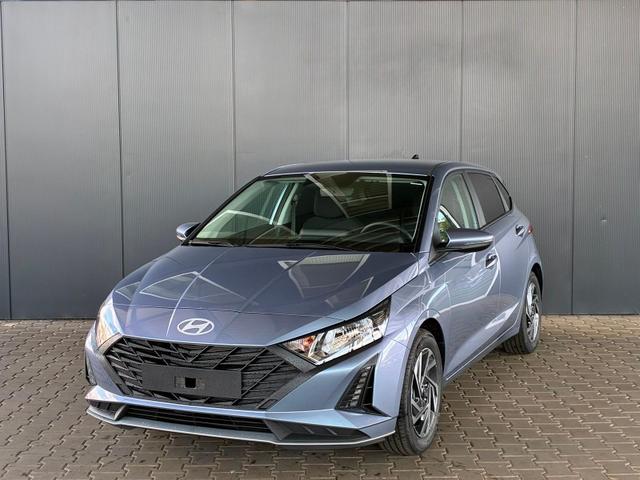 Hyundai i20 - Pure 1.2 MPI / Navi PDC Hinten + Kamera Abgedunkelte Scheiben Tempomat Alu 16"