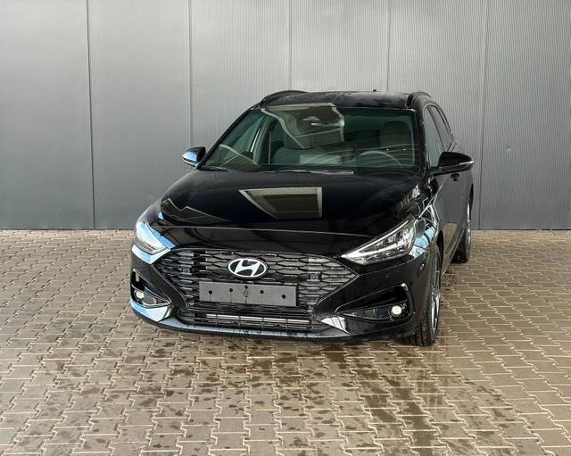 Hyundai i30 Kombi - Comfort Plus Navi / ACC Totwinkel Assistent PDC V&H + Kamera/ Alu 17"