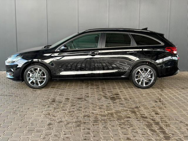 Hyundai i30 Kombi Comfort Plus Navi / ACC Totwinkel Assistent PDC V&H + Kamera/ Alu 17" 
