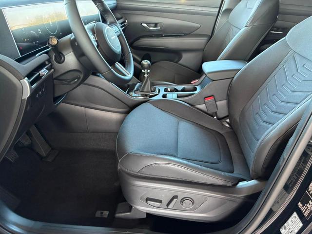 Hyundai TUCSON Comfort Plus 1.6 T-GDI 2WD / Matrix-LED ACC Shz vo+hi + Lenkradheizung Elek. Heck Alu 18" 
