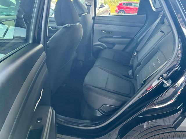 Hyundai TUCSON Comfort 1.6 T-GDI 2WD / LED PDC V&H + Kamera Sitz Lenkradheizung Alu 18" 