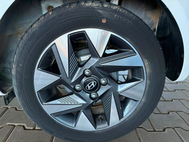 Hyundai i10 MPI 1.0 63PS Comfort / CarPlay Navi Kamera Tempomat Alu 15'' 